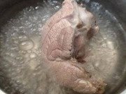 Bếp Eva - Luộc thịt theo cách này, bảo sao chất bổ trôi hết ra ngoài, chất có hại lại ngấm vào trong