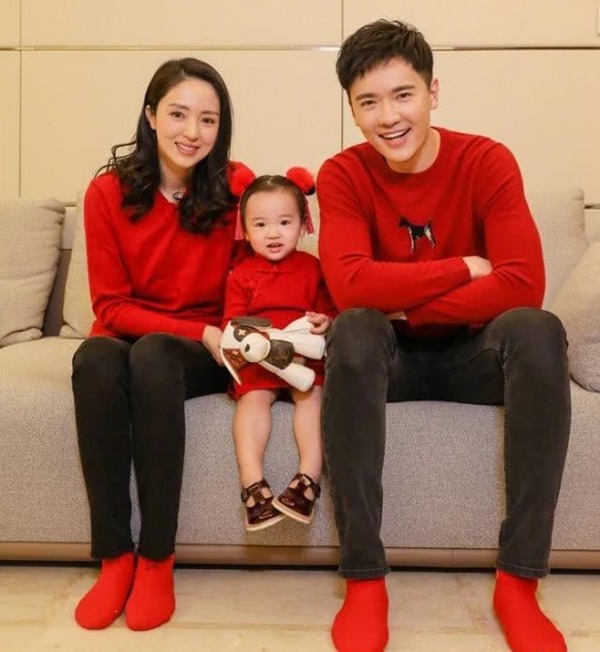 Chồng cũ danh tiếng thảm hại, amp;#34;Điêu Thuyềnamp;#34; nổi tiếng Cbiz dính tin qua lại với đại gia có vợ - 7