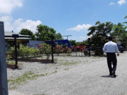 Tin tức - Mang bữa sáng cho khách không thấy ai trả lời, chủ homestay tá hỏa khi mở cửa