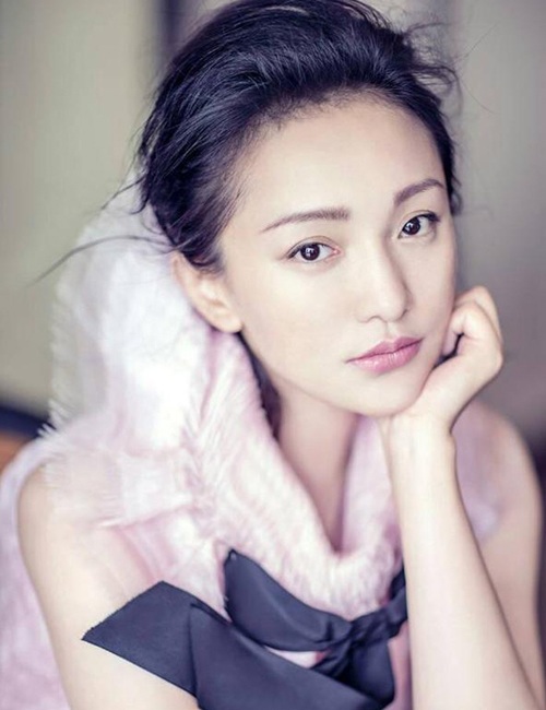 Mỹ nhân Cbiz amp;#34;có thùamp;#34; với nhiếp ảnh gia: Ảnh khoe và ảnh bị chụp khác amp;#34;một trời một vựcamp;#34; - 14