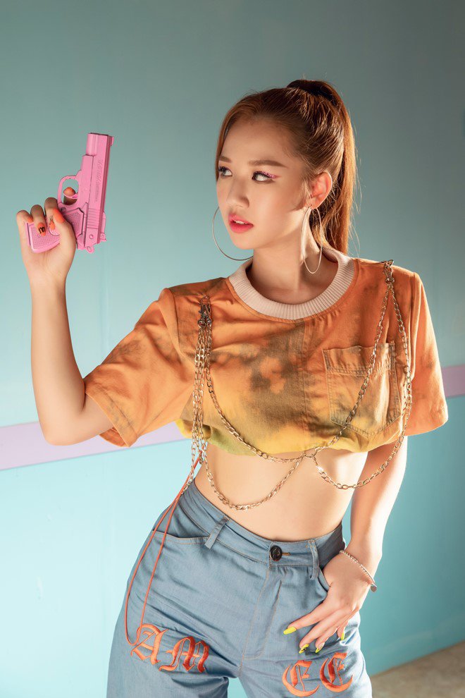 Amee biến hóa thành loạt nhân vật game đình đám trong MV mới - 12