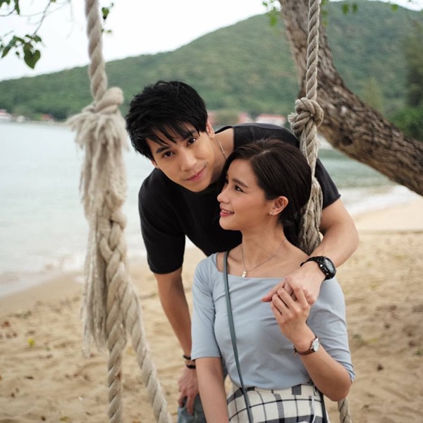 Người đẹp đất Thái: Nàng thơ màn ảnh Tbiz và chuyện tình từ trong phim ra ngoài đời - 15