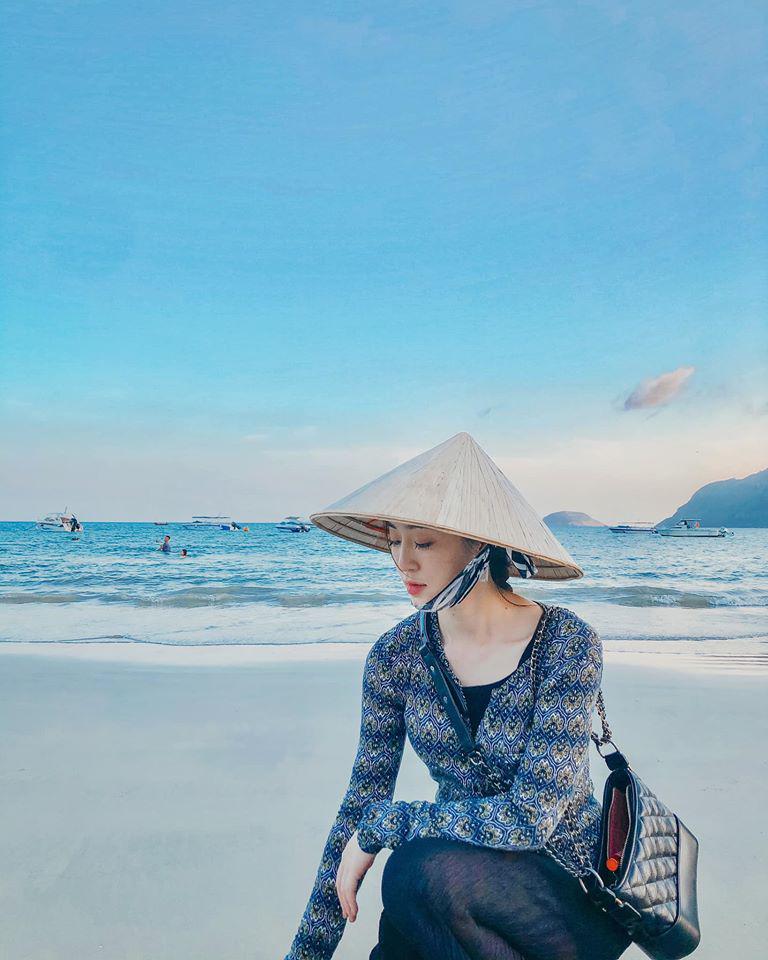 amp;#34;Nữ thần thời tiếtamp;#34; xinh đẹp ngất ngây và đường tình cay đắng: Chồng sắp cưới lấy cô gái khác - 14