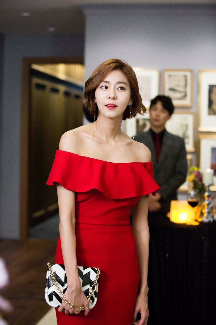 amp;#34;Mỹ nhân tắm tiênamp;#34; người gầy rộc đến mức không ai thuê quảng cáo vì kiểu ăn uống tai hại - 2