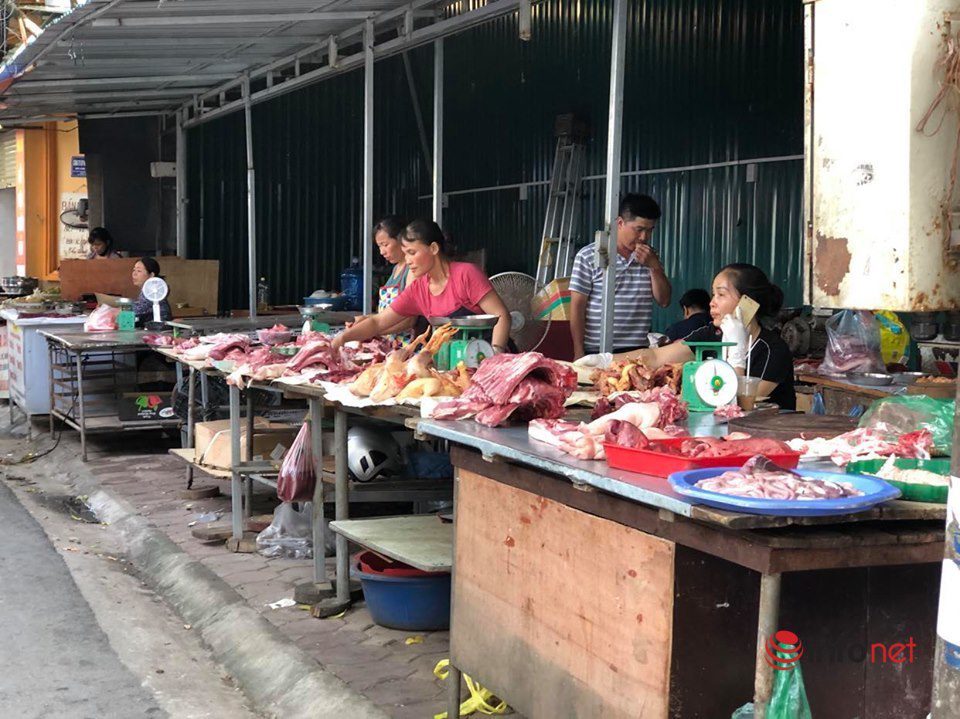 Nắng nóng, nghìn quả dừa bán veo mỗi ngày, thịt lợn không bóng khách - 6