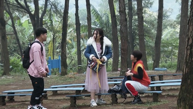 Đừng Bắt Em Phải Quên: Khán giả hả hê khi Ngọc hất nước vào mặt Linh, chửi thẳng amp;#34;đê tiệnamp;#34; - 9