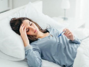 Sức khỏe - Người bị sốt nên ăn gì, uống gì và không nên ăn gì?