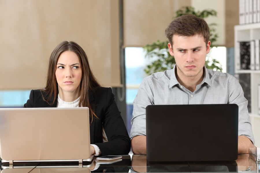Quy tắc sinh tồn nơi công sở: Vì sao đừng coi đồng nghiệp là bạn thân? - 3