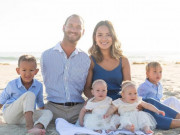 Làm mẹ - Ông bố không tay không chân vẫn sinh 4 con với vợ đẹp, từng được trả 32 tỷ đến VN