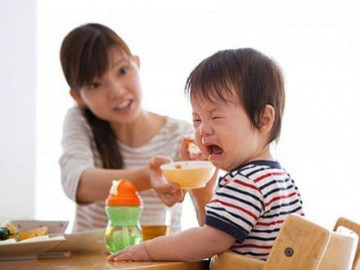 Nguyên nhân và cách khắc phục chứng biếng ăn ở trẻ