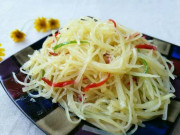 Bếp Eva - Đừng rửa khoai tây với nước trước khi xào, làm điều này khoai mới ngon, không nát hay dính chảo