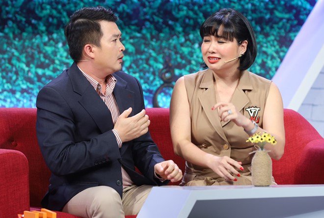 Yêu hơn 10 năm, kết hôn 5 năm, dù chồng có amp;#34;xập xệamp;#34; Lê Khánh cũng chưa ngán - 5