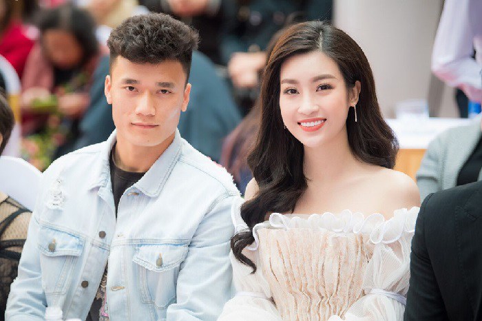 6 bóng hồng trong đời thủ môn Bùi Tiến Dũng: Là MC, hot girl, Hoa hậu, ca sĩ nổi tiếng - 4