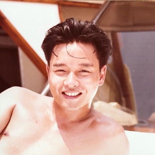 Ngôi sao 24/7: 61 tuổi mới lần đầu có bạn gái, Đông Phương Bất Bại nổi tiếng Cbiz gây sốc - 5