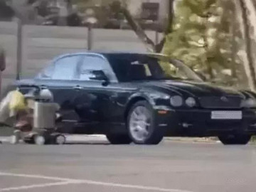 Loạt nhân vật tự dưng "bay màu" khiến khán giả thấy phí thời gian xem cả bộ phim