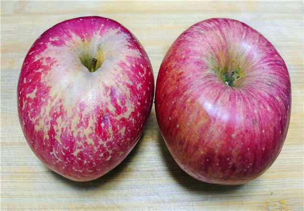 Mua táo, chọn quả rốn to hay nhỏ thì ngọt, người trồng mách chiêu chọn được quả nào cũng ngon - 3