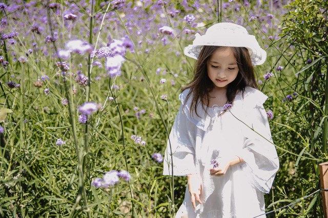 Tuổi lên 5, con gái Hà Kiều Anh đã đẹp đến mức Đỗ Mỹ Linh, Mai Phương Thuý nức nở - 8