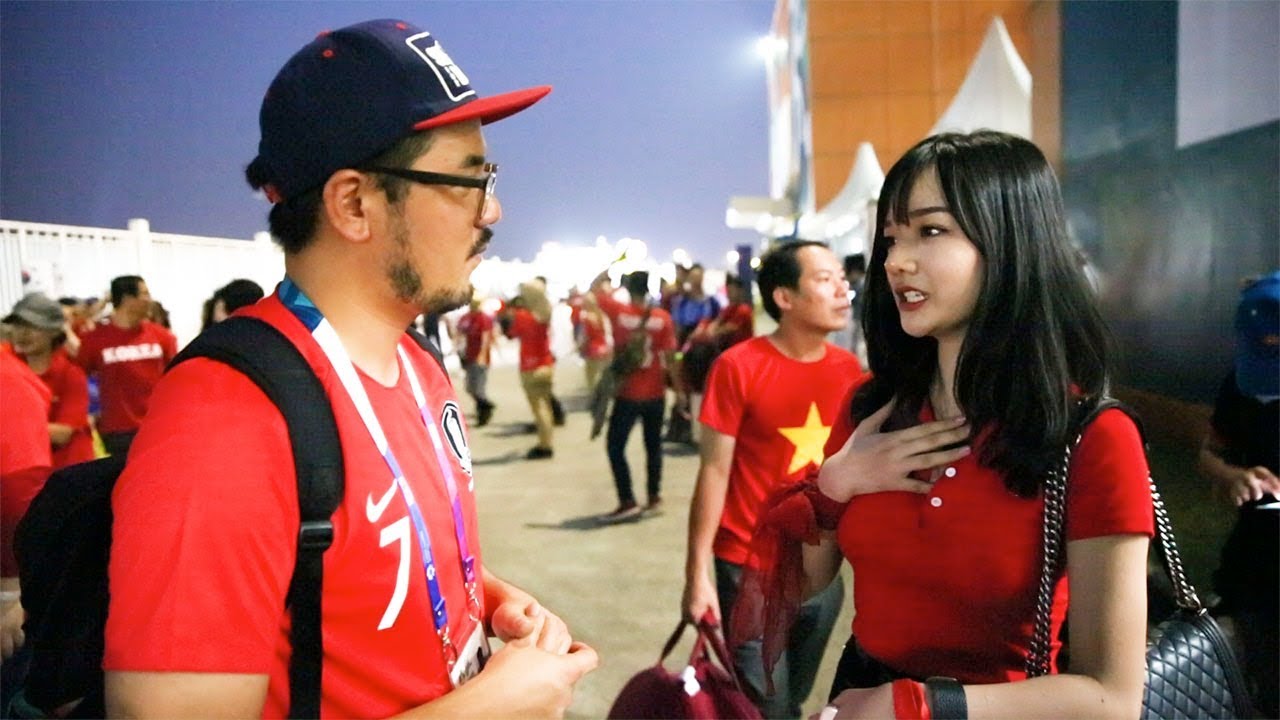 Nữ CĐV Việt được đài Hàn phỏng vấn vì quá xinh, giờ lấy chồng ở nhà 40 tỷ nuôi con - 3