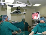 Sức khỏe - Thanh niên Hà Nội đau ruột thừa, vào viện bác sĩ bất ngờ khi thấy nội tạng quá khác thường