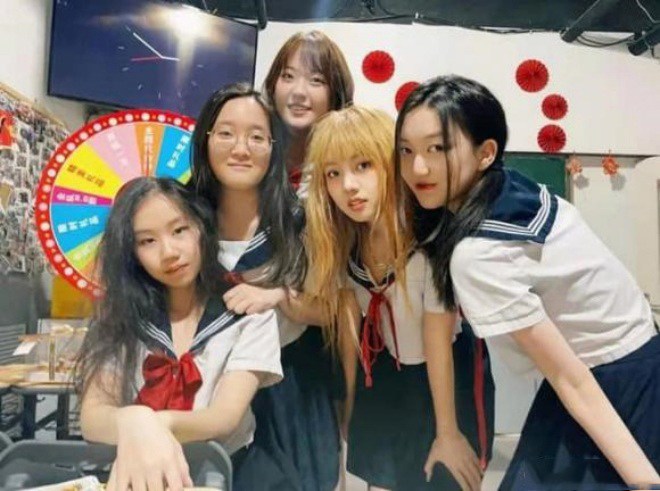 Ngôi sao 24/7: Đúng sinh nhật 67 tuổi, Thành Long tiết lộ về tình hình bệnh tật, fan lo lắng - 5