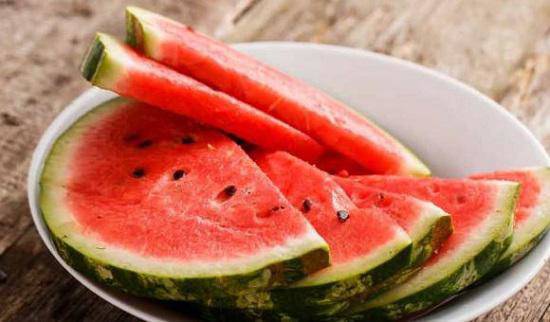 Những điều amp;#34;cấm kỵamp;#34; khi ăn dưa hấu mà không phải ai cũng biết - 1