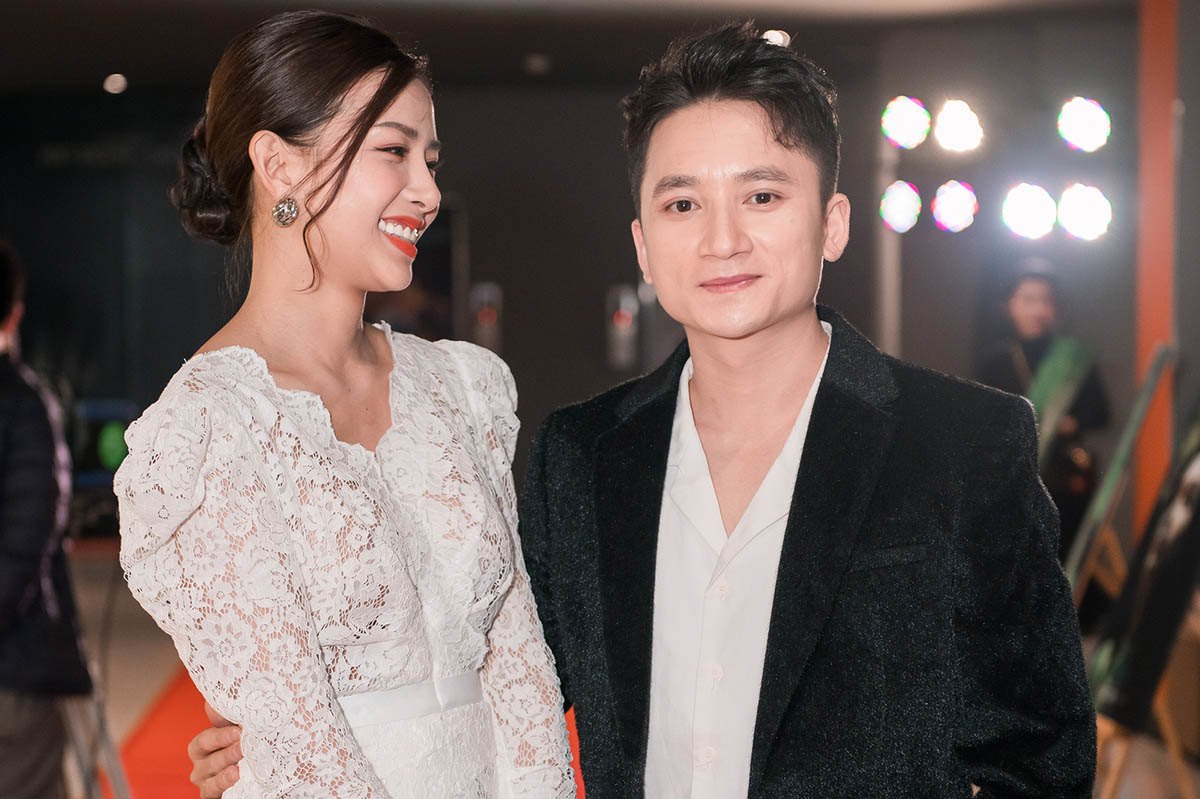 Hình ảnh thiệp cưới của Phan Mạnh Quỳnh và bạn gái, thánh lễ sẽ diễn ra trong 1 tuần nữa - 4