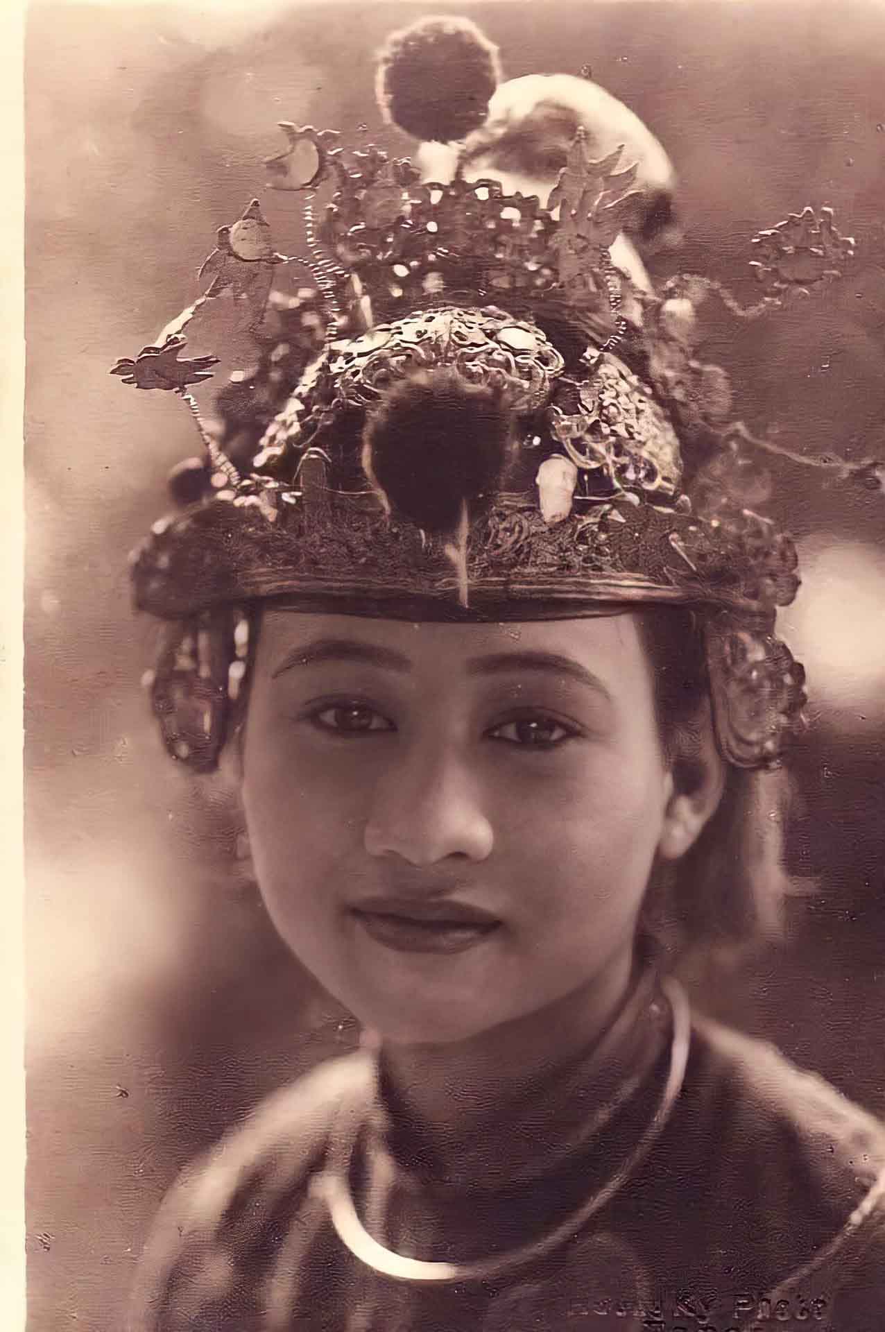 Mê mẩn loạt ảnh phục chế của những mỹ nhân Việt xưa sở hữu vẻ đẹp chuẩn mực - 3