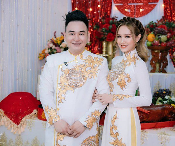 Nhà Celeb: Streamer giàu nhất Việt Nam chờ hotgirl đủ tuổi, cưới về nhà cho ở nơi thế này - 1
