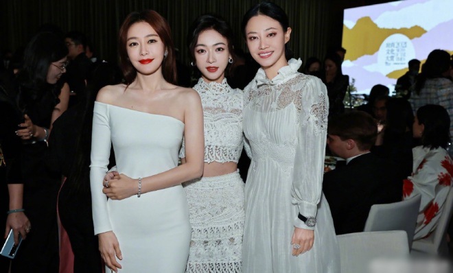 Hoàng hậu, ái phi Diên Hy Công Lược hội tụ trong một khung hình, lộ rõ đẳng cấp nhan sắc - 2