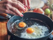 Sức khỏe - Ăn trứng gần chín và thật chín, cái nào nhiều dinh dưỡng hơn?