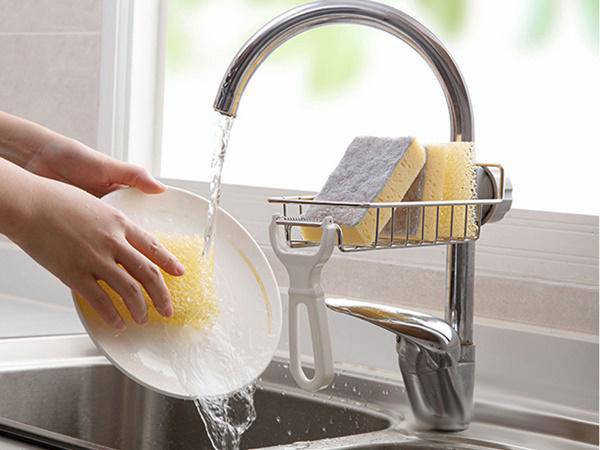 Sai lầm khi rửa bát khiến vi khuẩn bám đầy đĩa, cả nhà mắc bệnh - 4