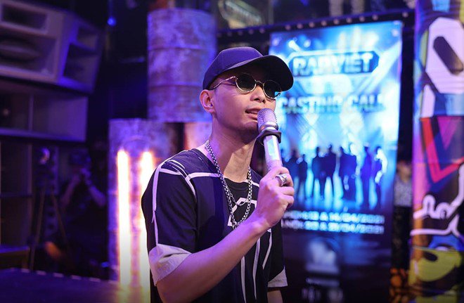 Hậu duệ Cao Bá Quát, amp;#34;Thánh ảnh chếamp;#34; Mai Ngô gây bất ngờ khi ứng thi Rap Việt mùa mới - 10