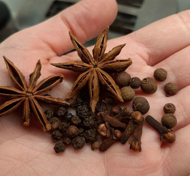 11 thực phẩm dù giảm giá “kịch sàn” cũng nên hạn chế mua trong siêu thị - 6