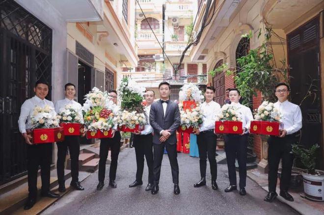Sao Việt 24h: Giờ vợ Xuân Trường mới tung ảnh ngày vui, nhiều khoảnh khắc hôn nhau đắm đuối - 12