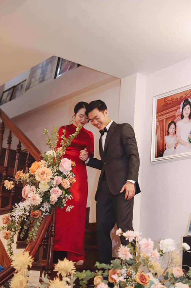 Sao Việt 24h: Giờ vợ Xuân Trường mới tung ảnh ngày vui, nhiều khoảnh khắc hôn nhau đắm đuối - 9