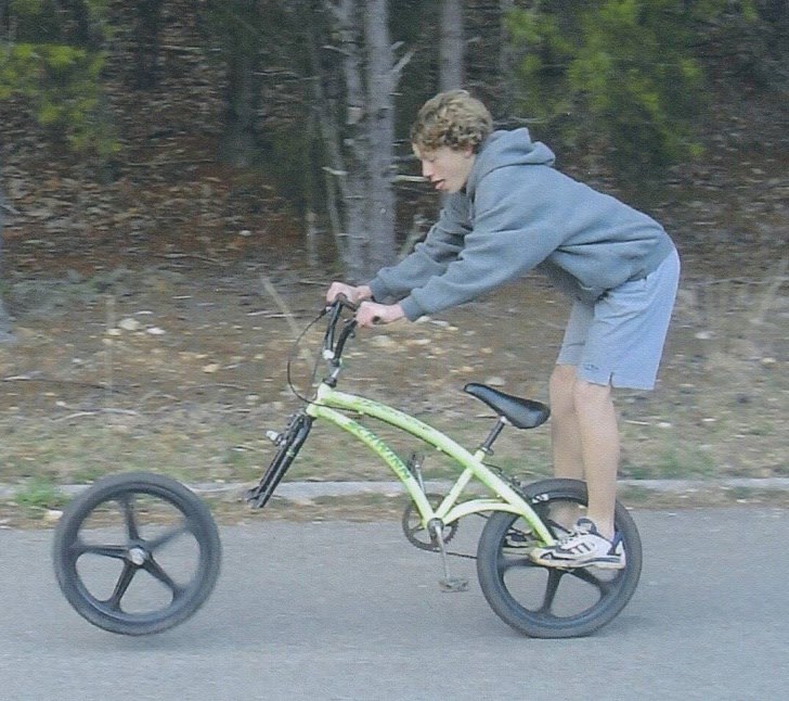 Những khoảnh khắc hài hước “đi vào lòng đất” - 3