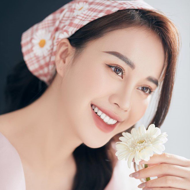 MC VTV xinh như mộng làm khán giả khó chịu chỉ vì một cọng tóc, đòi photoshop lại - 5