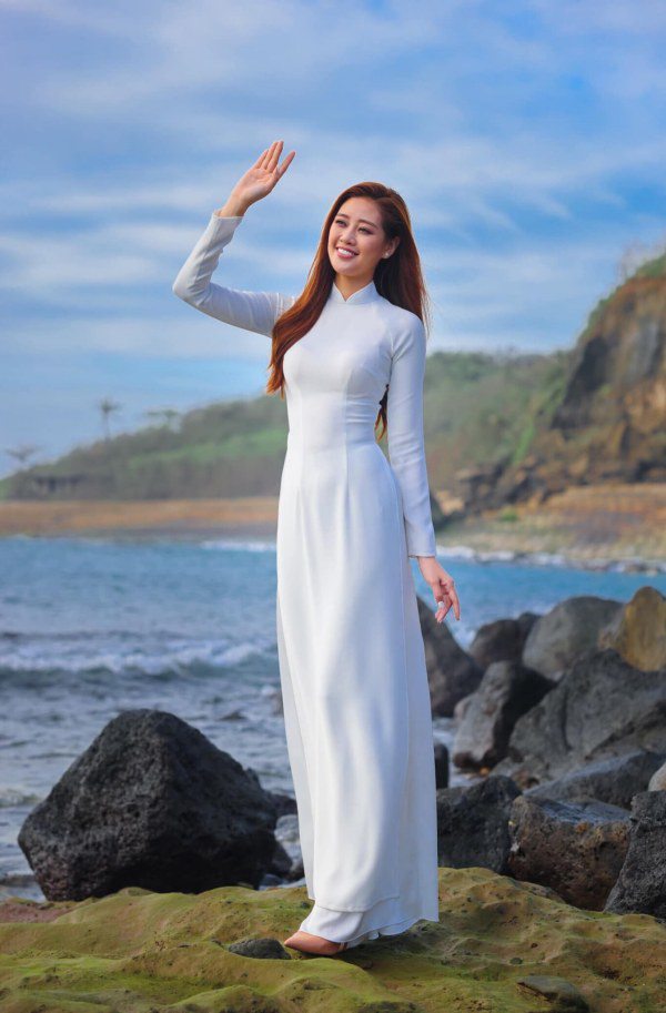 Gần ngày đi thi Miss Universe, Khánh Vân mê diện hở nhá hàng body cực phẩm - 7