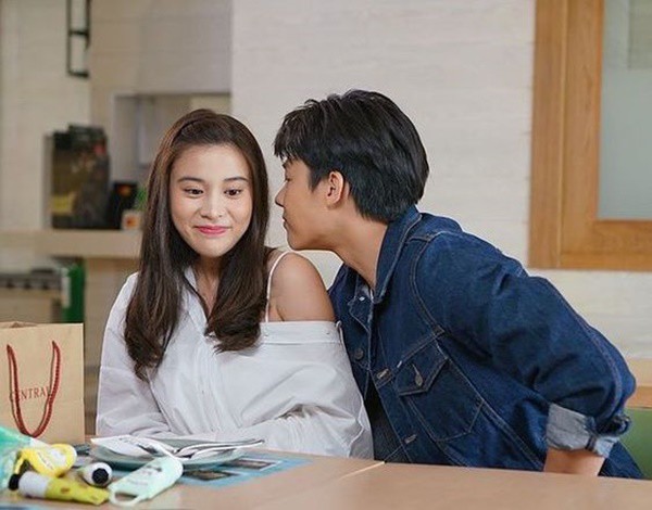 Vợ anh đi vắng tranh thủ đến hẹn hò, tôi chết khiếp nghe câu: “Để chị lau khô người cho” - 1