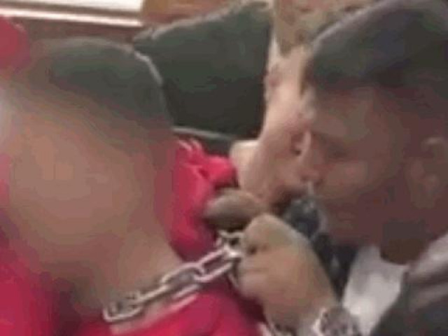 Clip Eva - Clip: Chú rể bị xích cổ trong đám cưới và giải cứu có 1-0-2