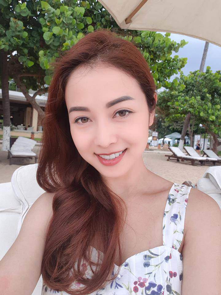 Jennifer Phạm khoe ảnh selfie đẹp mê, đường cong vóc dáng phản chiếu trong gương càng hút sóng - 9