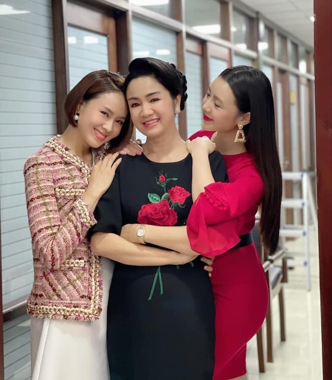 Hướng Dương Ngược Nắng: Suy cho cùng, bà Cúc bất hạnh cũng là do lựa chọn của bản thân - 10