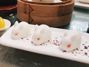 Clip Eva - Bị kích thích bởi những chiếc bánh núng nính lại dễ thương này thì ai lại nỡ ăn mất