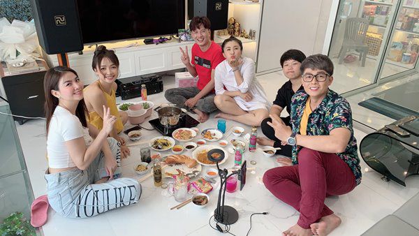 Nhà Celeb: Nhà phố 7 tỷ của Kha Ly - Thanh Duy ở trung tâm, ngay gần nhà bố mẹ - 1