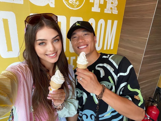 Bạn gái Tây của Bùi Tiến Dũng bị amp;#34;soiamp;#34; body mặc bikini không thon gọn như ảnh đã chỉnh sửa - 5