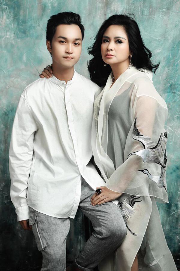 3 cậu con trai tài năng, điển trai amp;#34;vượt bốamp;#34; của Quốc Trung, Bằng Kiều, Trọng Tấn - 2