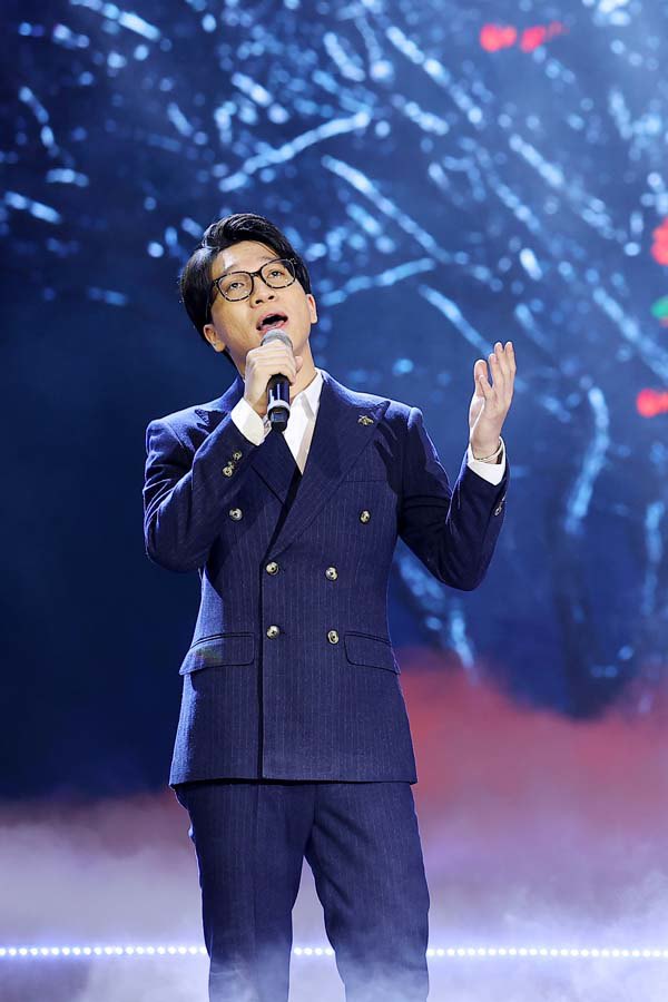 3 cậu con trai tài năng, điển trai amp;#34;vượt bốamp;#34; của Quốc Trung, Bằng Kiều, Trọng Tấn - 6