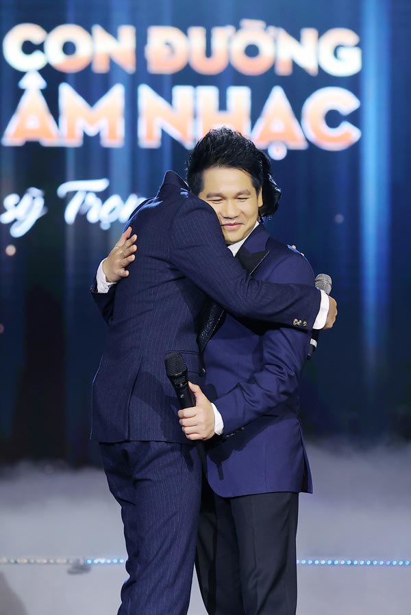 3 cậu con trai tài năng, điển trai amp;#34;vượt bốamp;#34; của Quốc Trung, Bằng Kiều, Trọng Tấn - 7