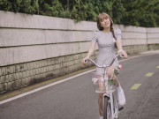 Nhạc - Thiều Bảo Trâm ngọt ngào úp mở hình bóng bạn trai trong sản phẩm trở lại