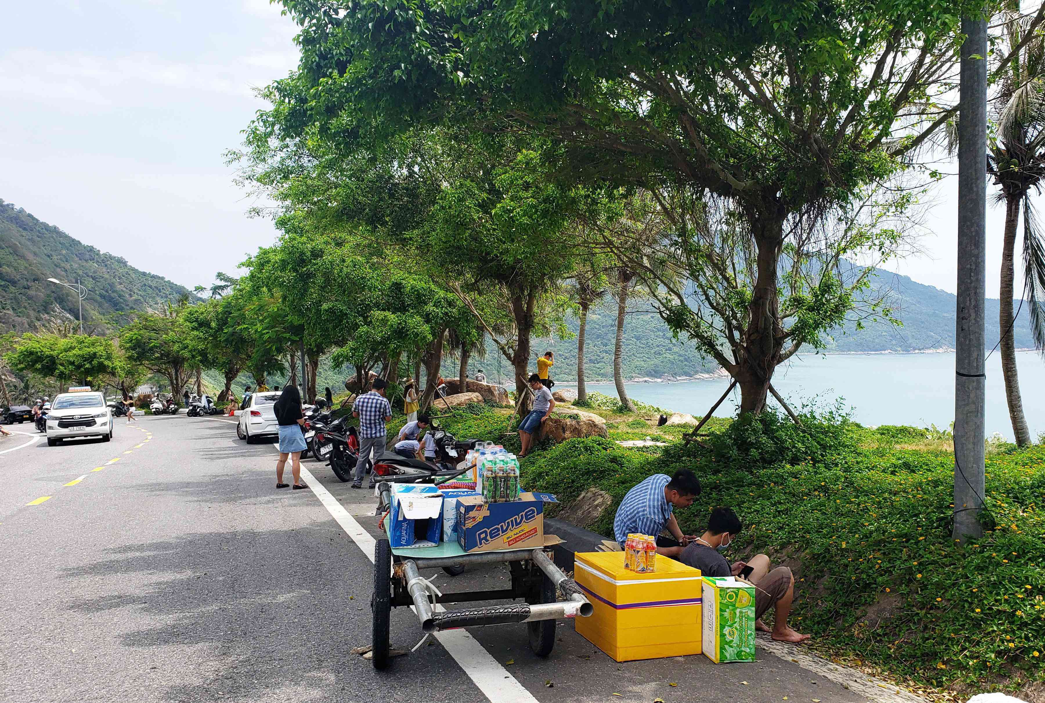 Bất chấp COVID-19, hàng nghìn người đi du lịch, nhìn cảnh biển Vũng Tàu mà choáng váng - 12